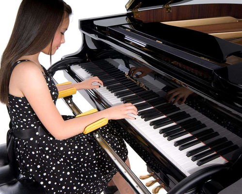 鋼琴演奏技巧 斷奏、連奏與跳奏的區(qū)別與共同點(diǎn)